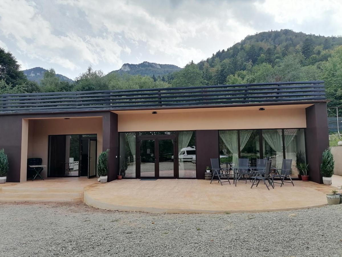 Hotel Motorom Zărneşti Exterior foto